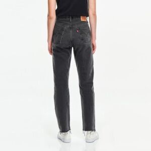 LEVI'S WOMEN'S 501® ORIGINAL JEANS in Black Stonewash size W26 L30